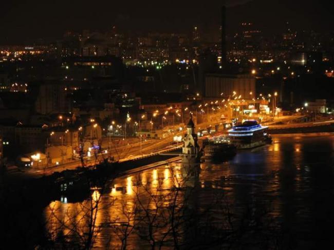 Bogdan Khmelnytskyi Hotel Киев Екстериор снимка